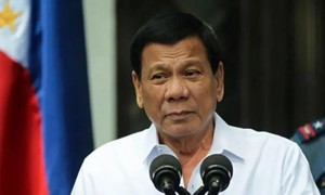 菲律宾大选开幕 杜特尔特命运未卜
