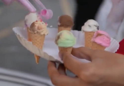 世界上最小的冰淇淋，拇指冰淇淋一口一个