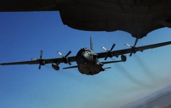 世界上攻击力最恐怖飞机，AC-130H被称为飞行炮艇