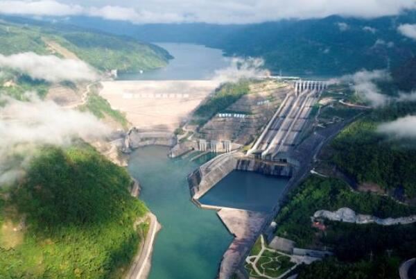 中国十大著名水电站：白鹤滩入榜，三峡水电站居第一