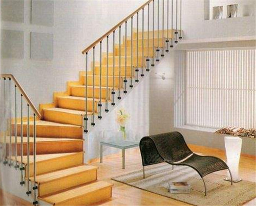 楼梯模板是如何搭设和支模的