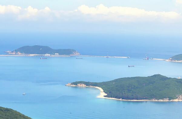 中国最大的四大岛屿：台湾岛/海南岛/崇明岛/舟山岛（台湾岛最大）