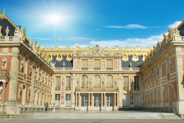世界上最大的宫殿：故宫(凡尔赛单体最大)