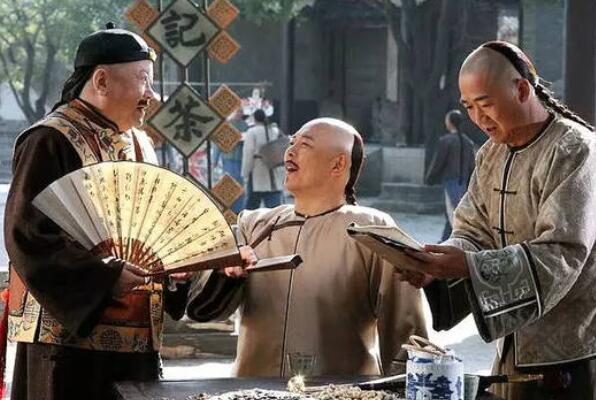 中国十大经典古装喜剧 《武林外传》第一，《宰相刘罗锅》上榜