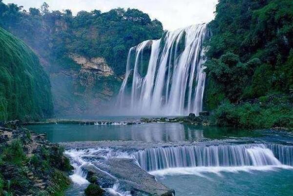 广西十大必去景点，涠洲岛上榜，第二是世界第四大跨国瀑布