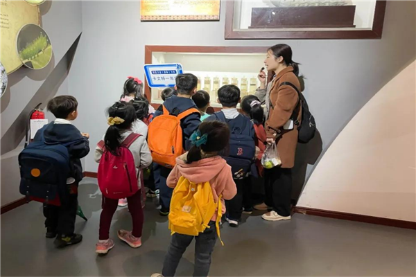 南京市公立小学排名榜 南京市长江路小学上榜第二知名度高