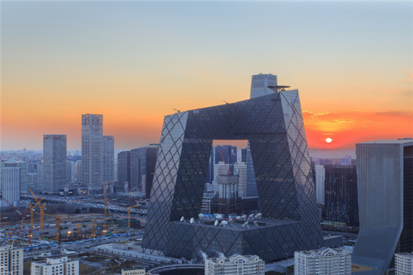 全国十大城市排名2021 ：广州市上榜，它被大家称为“魔都”