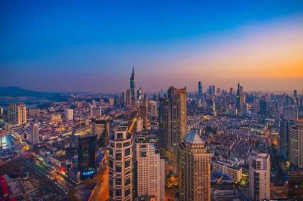 2021中国百强城市排行榜top10，北京上海依旧，深圳入前三强