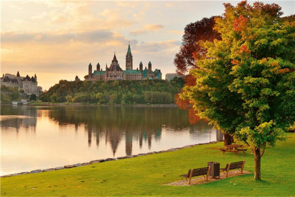 加拿大十大城市排行榜 哈密尔顿上榜第二安静而舒适