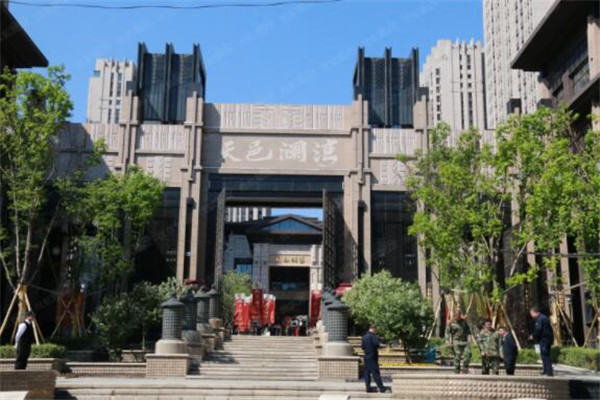 哈尔滨十大豪宅小区 汇锦庄园设计精致，第一江景户型不少