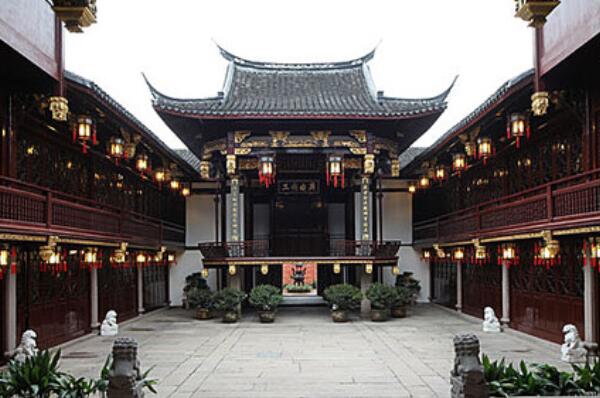 上海必打卡的十大老建筑，马勒别墅上榜，第二被誉为魔都小故宫