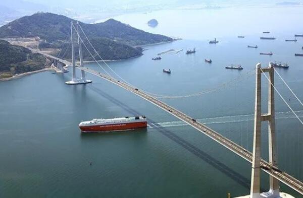 世界主跨最长的十大悬索桥，中国上榜多座大桥，第一于1998年通车