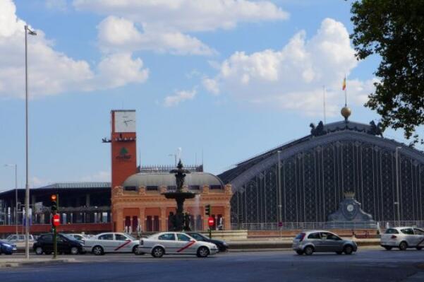 世界最著名的十大火车站，中国上榜两处，第一是世界最大的火车站