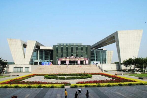 中国十大著名剧院场所，首都剧场上榜，第一是北京十六景之一