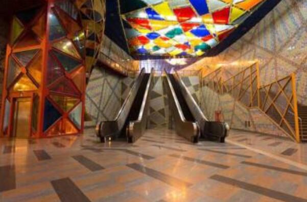 世界十大最美的地铁站，莫斯科共青团站上榜，第五被称为现代艺术品