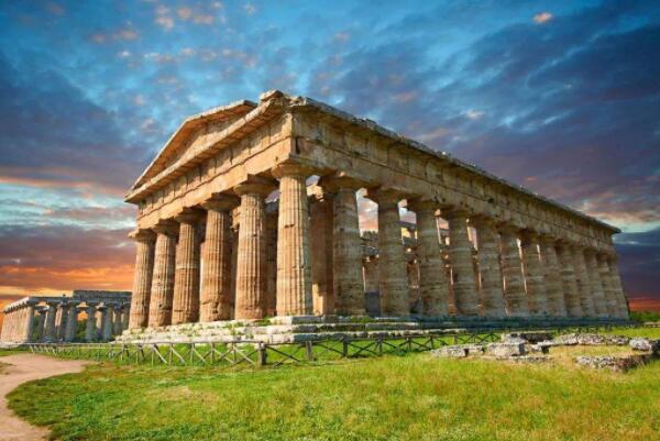 世界十大古希腊建筑代表作，榜首在最高处，第三为主神建(宙斯神庙