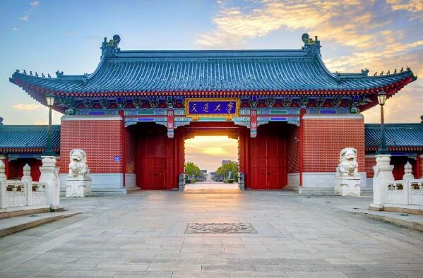 上海十大名牌大学 同济大学上榜，第一享誉世界