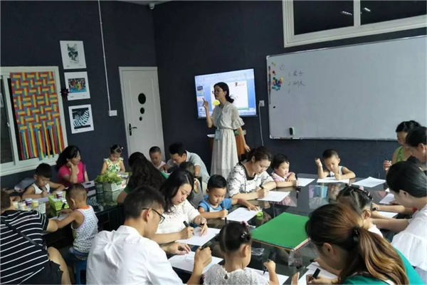 云浮市十大教育培训机构排名 崇德校外托管中心上榜第一个性化