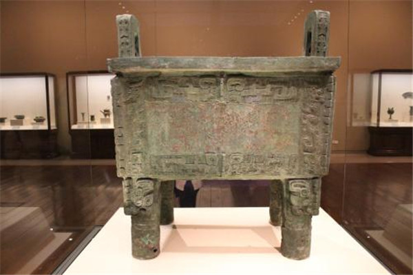 中国十大古文物排行榜：司母戊鼎第二，第三传世名画