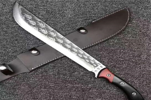 世界十大最好看的刀 藏刀精美无比，第二把刀的锻造工艺失传