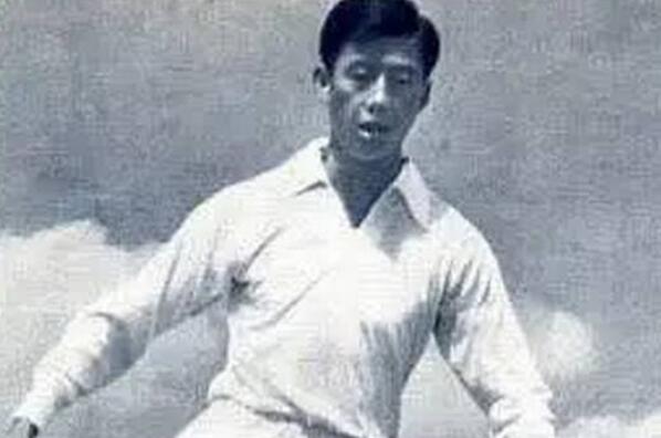 中国十大著名足球男运动员 孙继海上榜，第一被称为“亚洲球王”