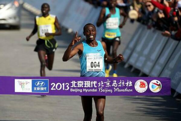 北京马拉松历届冠军TOP10，中国上榜两位，最好成绩由日本选手创造