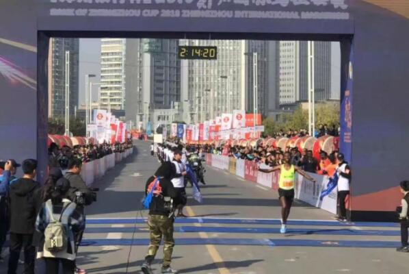 北京马拉松历届冠军TOP10，中国上榜两位，最好成绩由日本选手创造