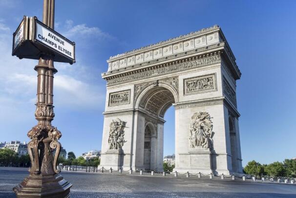法国十大标志性建筑：卢浮宫、凡尔赛宫上榜