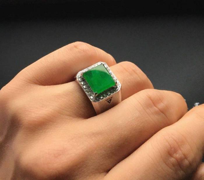 戒指在中国古代可能是是一种“禁戒”的标志