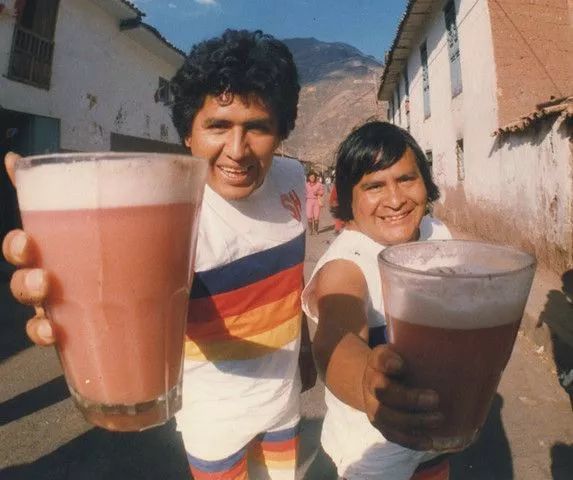 秘鲁人爱饮榨青蛙汁