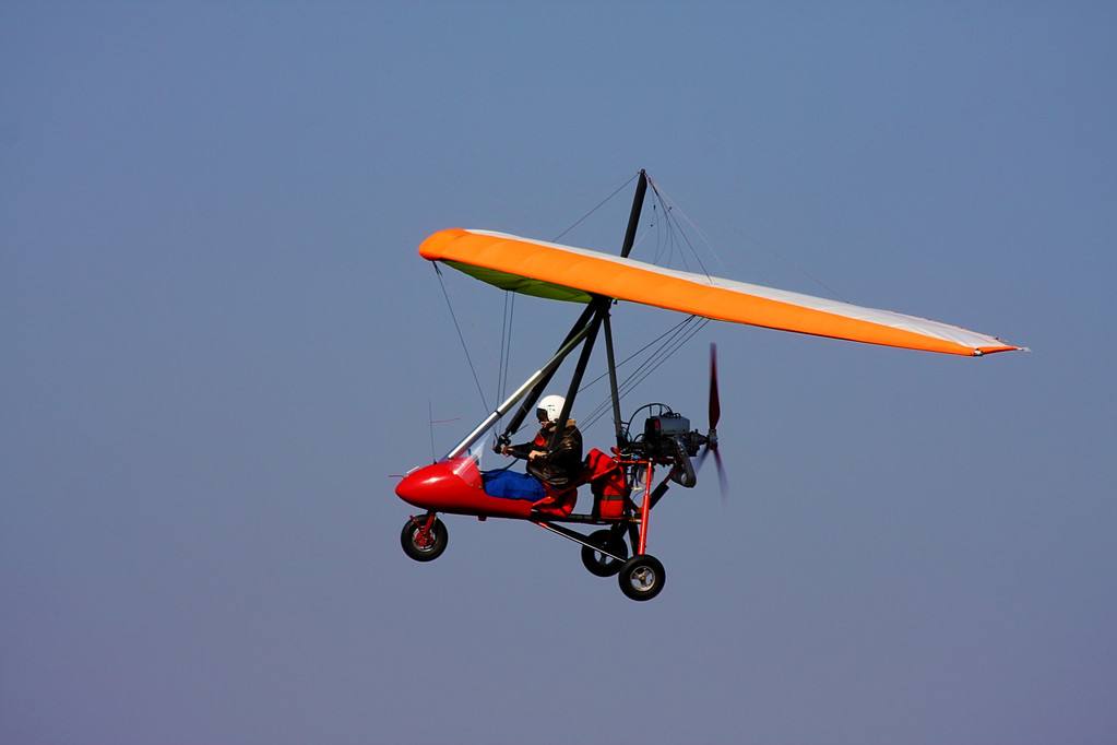 为什么滑翔机没有动力也可以飞翔