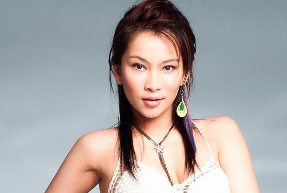 台湾十大70后女歌手 萧亚轩上榜，第一是民谣女歌手