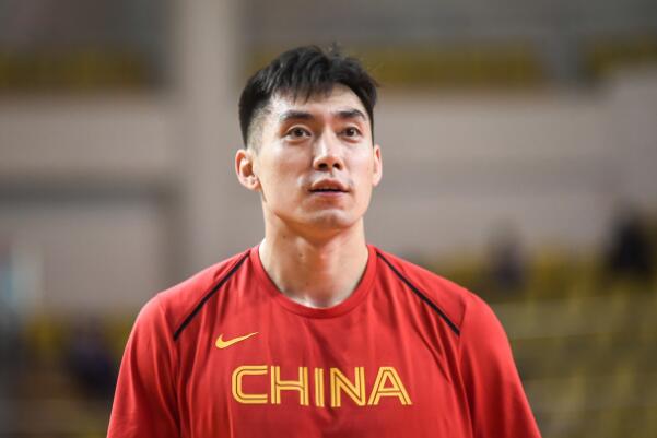 中国男篮十大帅哥，杨鸣上榜，第四拥有NBA和CBA两枚总冠军戒指