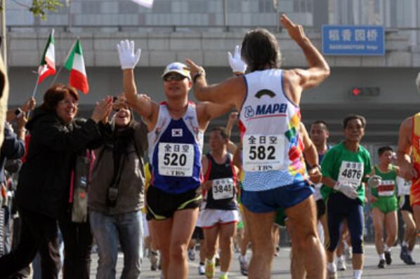 北京马拉松跑得最快的十大运动员 胡刚军上榜,儿玉泰介第二