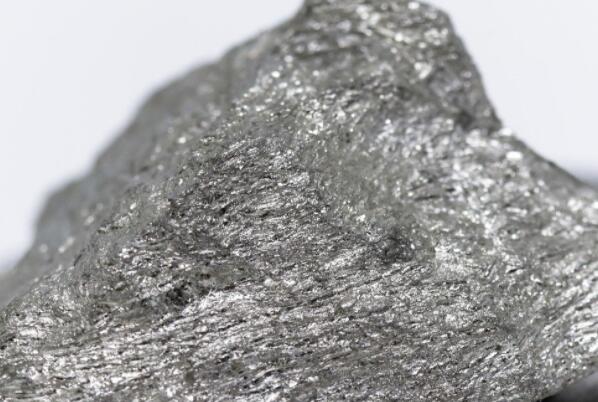 熔点最高的十大金属，第六被应用于核工业，第二比钻石还难得?