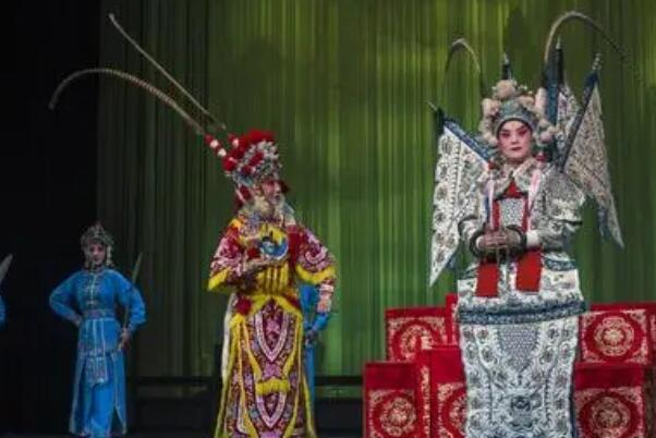 京剧十大代表名段，棋盘山上榜，第一是京剧梅派的代表剧目
