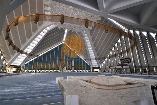世界上最大的清真寺：费萨尔清真寺面积19万平方米