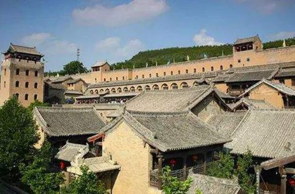 中国占地面积最大的十大建筑，第三最具魅力，第六是皇家宫殿(故宫