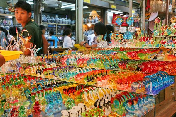 世界上最长的跳蚤市场：泰国乍都乍周末市场