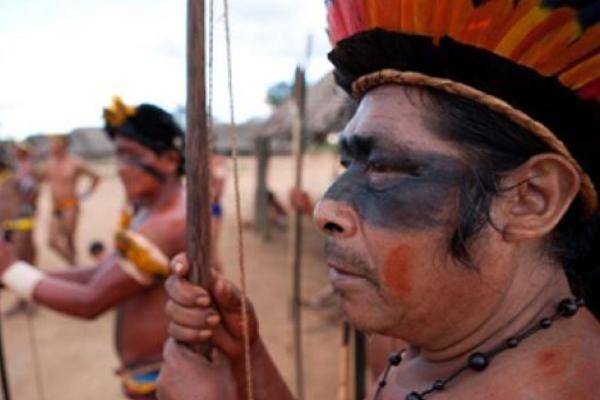 全球唯一的哑巴部落：克曼加人靠手势交流
