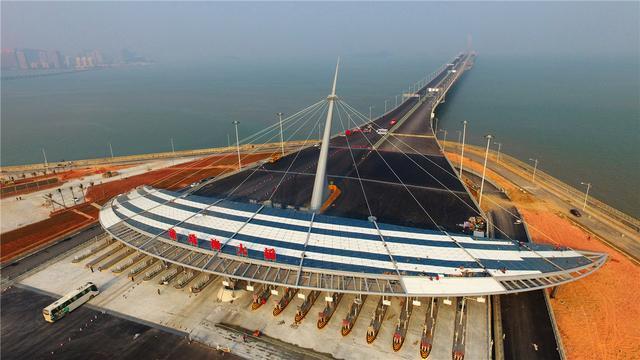 全球最壮观的十大隧道：中国郭亮隧道榜上有名