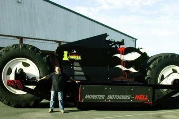 世界上最重的摩托车，长9米重量高达14吨