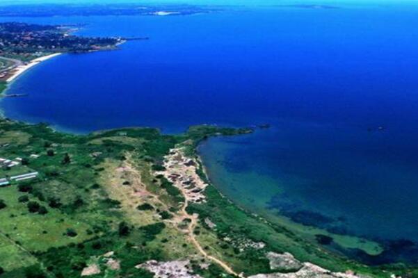 世界面积最大的十大湖泊：贝加尔湖仅居第七，里海排第一名