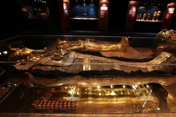 世界十大古墓稀世珍宝，中国两座上榜