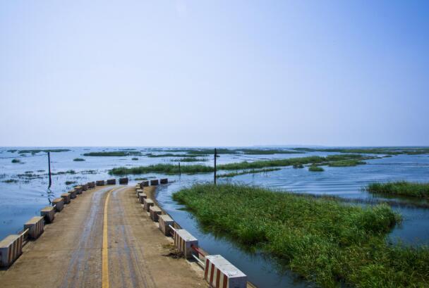 中国最大的淡水湖：鄱阳湖面积4070平方千米