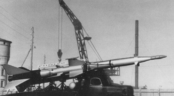 世界上最早的导弹是什么？德国的V-1/V-2导弹