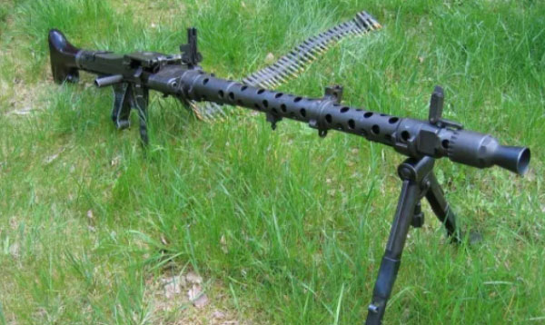 世界上最早的通用机枪是什么：1938年的德国MG-34机枪