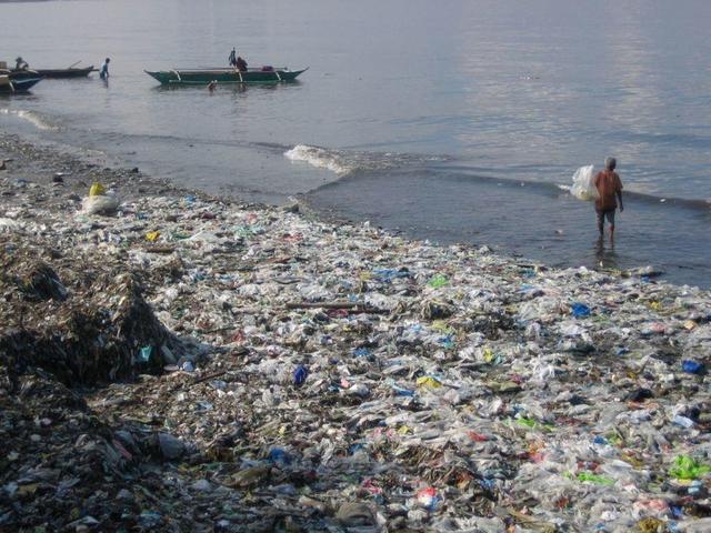 世界上最大的垃圾场：面积相当于四个日本
