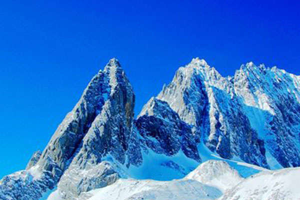 世界十大冰川排名：瓦特纳冰川是欧洲最大的冰川