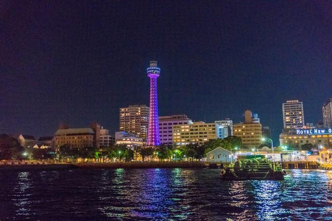 世界上最高的灯塔：横滨海洋塔高106米